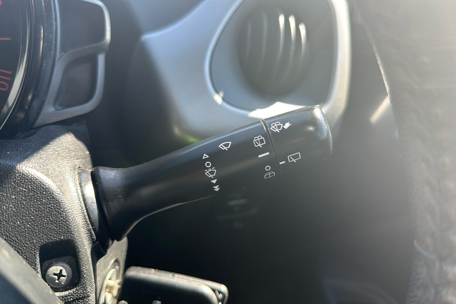 Used Toyota AYGO 2015 for sale - 78163096: Photo 35