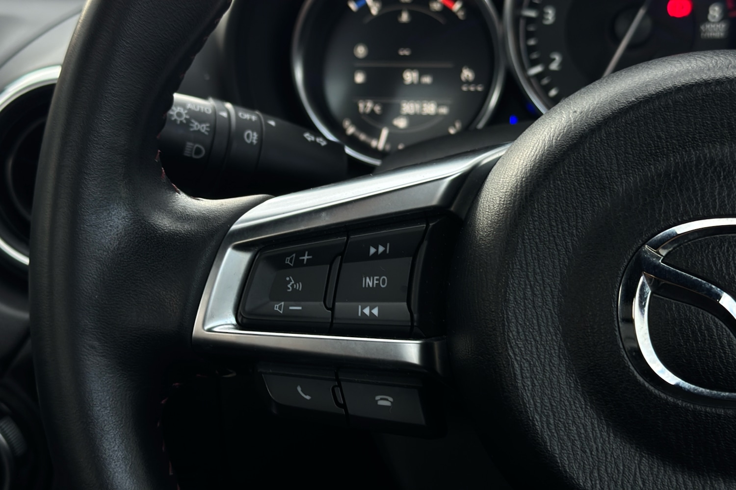 Used Mazda MX-5 2017 for sale - 77046002: Photo 17