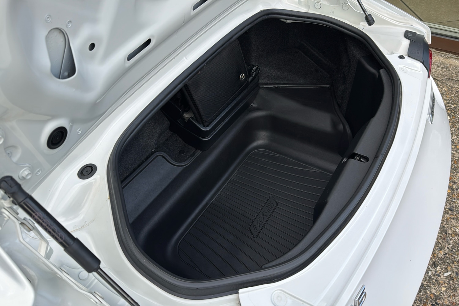 Used Mazda MX-5 2017 for sale - 77046002: Photo 32