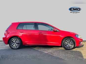 Used Volkswagen Golf 2017 for sale - 76732582: Photo