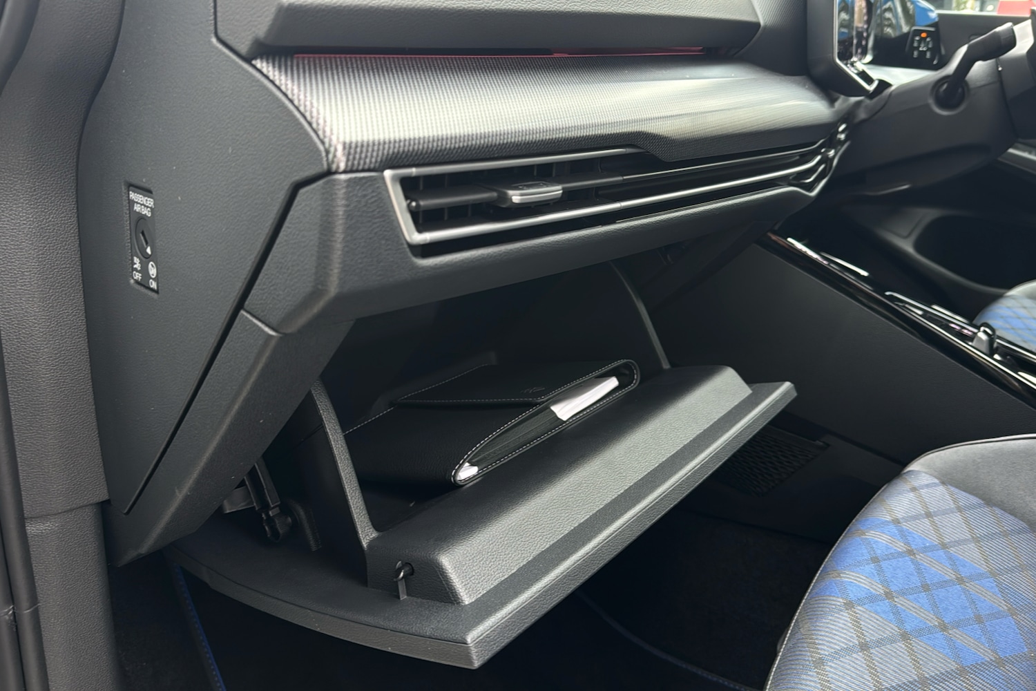 Used Volkswagen Golf 2025 for sale - 77334220: Photo 41