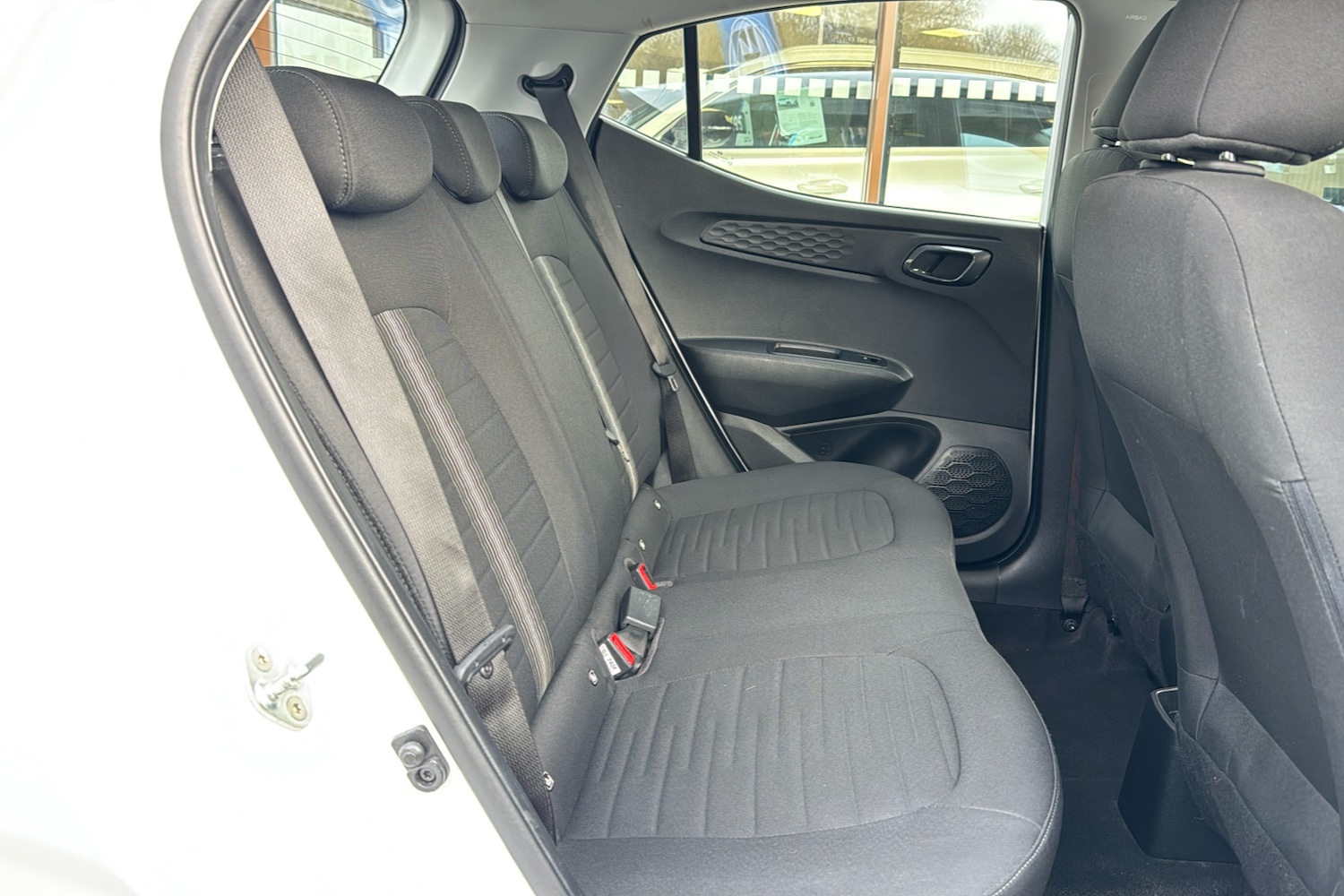 Used Hyundai i10 2023 for sale - 77239978: Photo 11