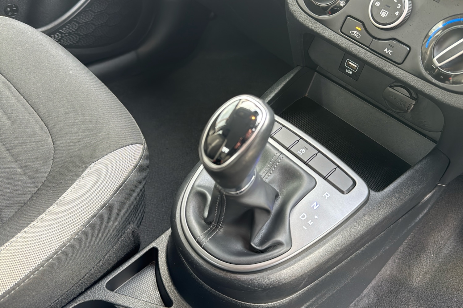 Used Hyundai i10 2023 for sale - 77239978: Photo 12