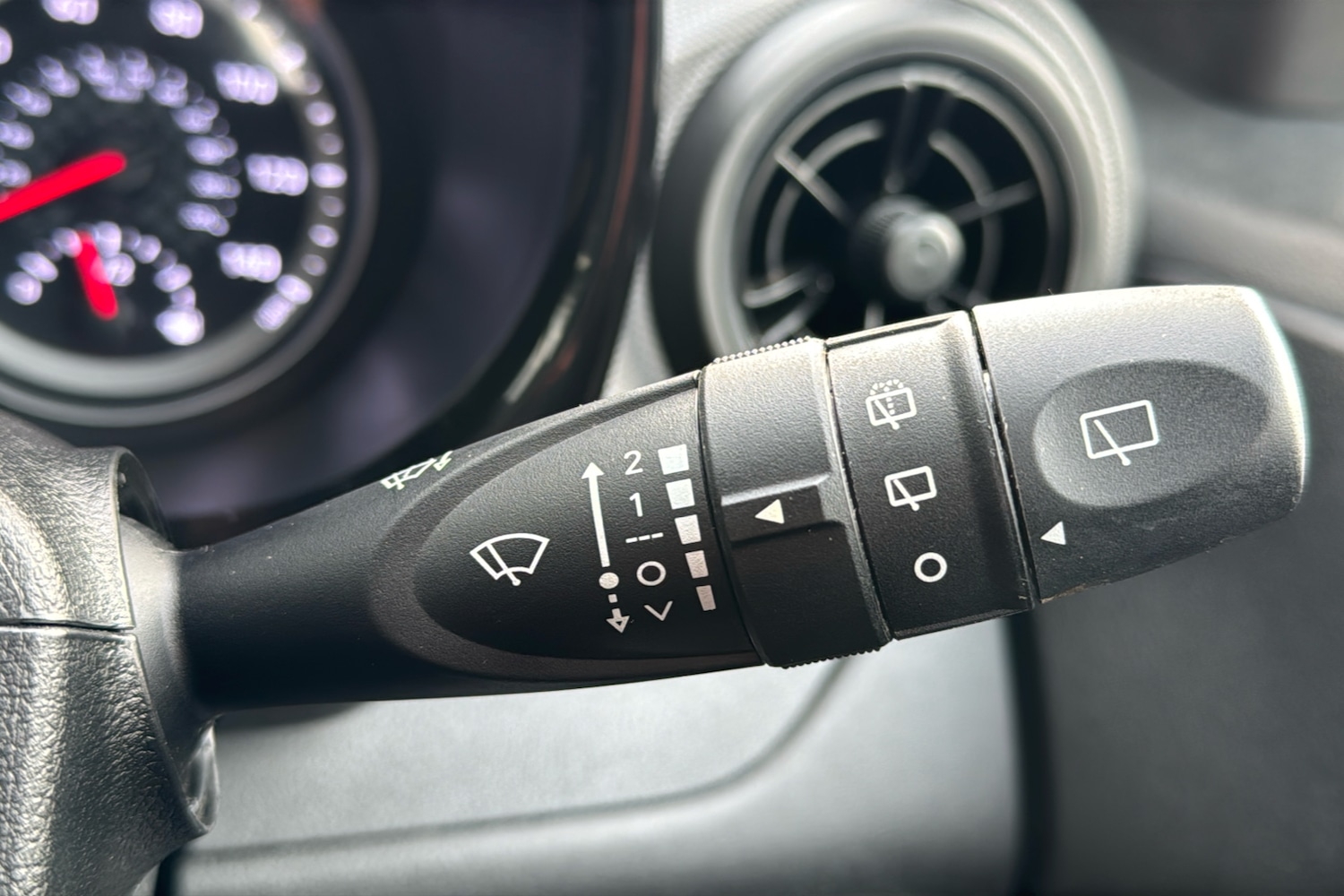 Used Hyundai i10 2023 for sale - 77239978: Photo 43