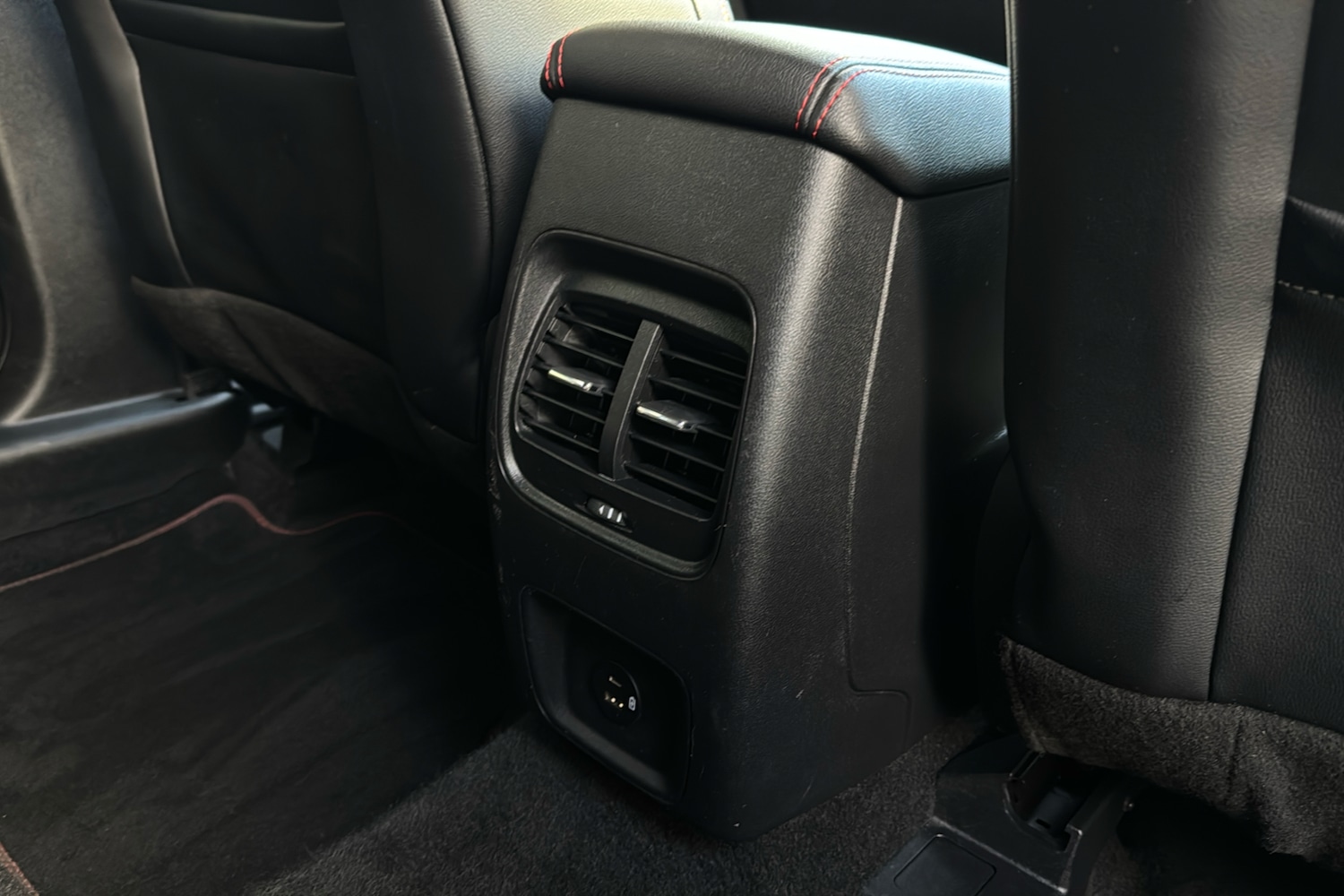 Used Ford Kuga 2022 for sale - 76541111: Photo 35