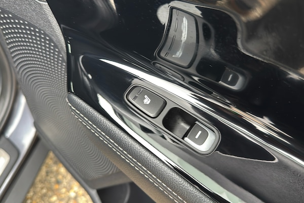 Used Kia Niro 2018 for sale - 76243491: Photo 33