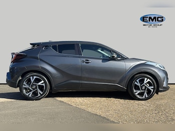 Used Toyota C-HR 2022 for sale - 77894531: Photo