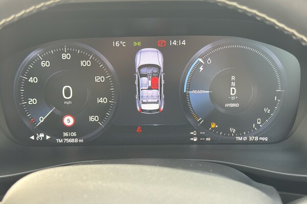 Used Volvo XC40 2021 for sale - 76298216: Photo 14