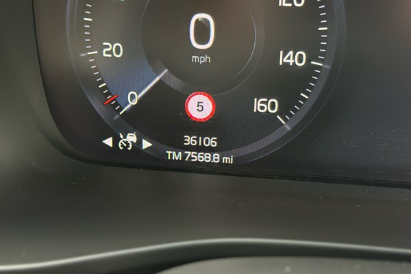 Used Volvo XC40 2021 for sale - 76298216: Photo 15