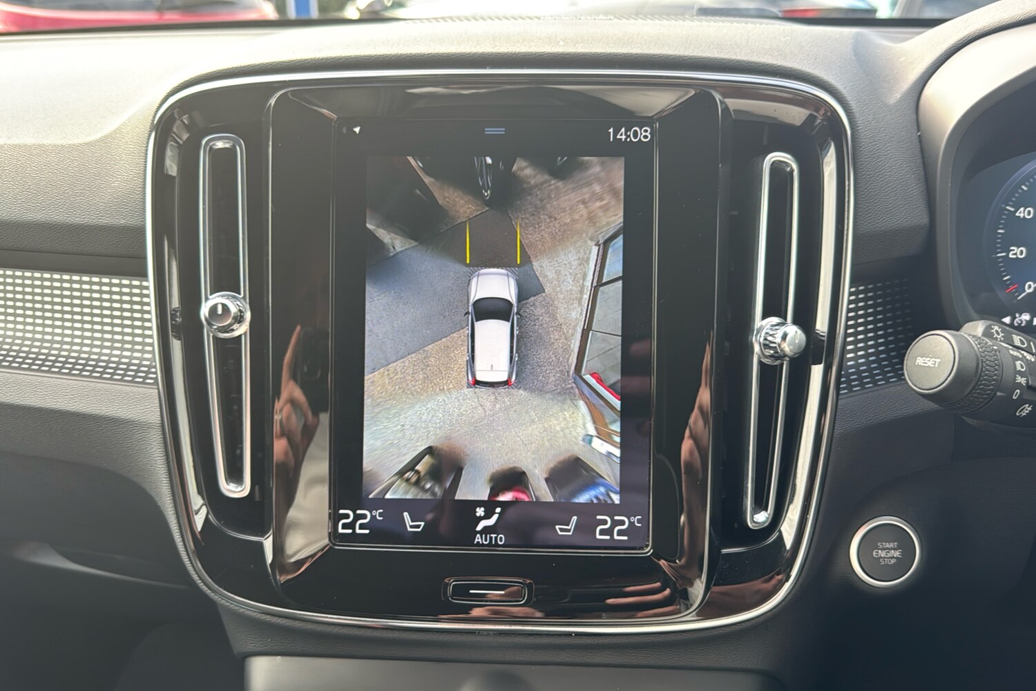 Used Volvo XC40 2021 for sale - 76298216: Photo 24