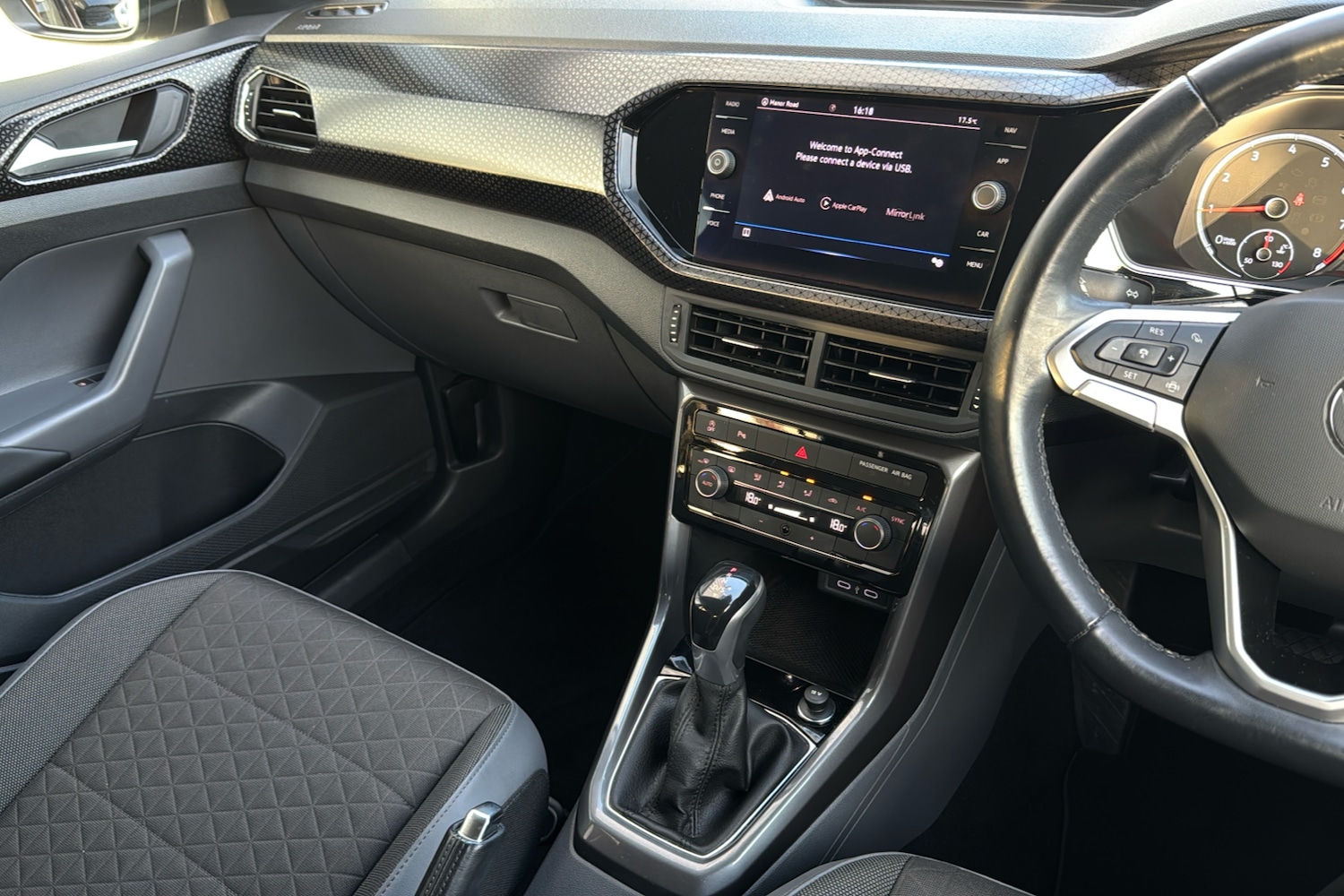 Used Volkswagen T-Cross 2021 for sale - 77429361: Photo 36