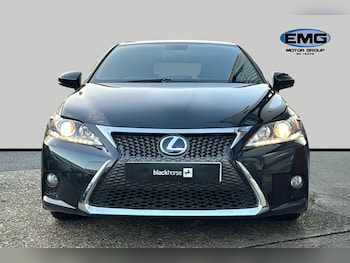 Used Lexus CT 2017 for sale - 76694100: Photo