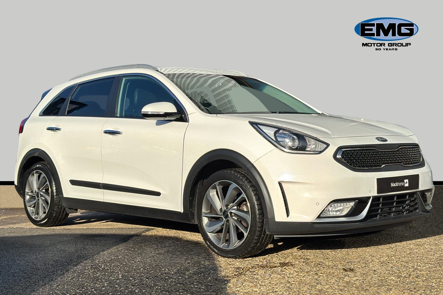 Used Kia Niro 2017 for sale - 76611048: Photo 1
