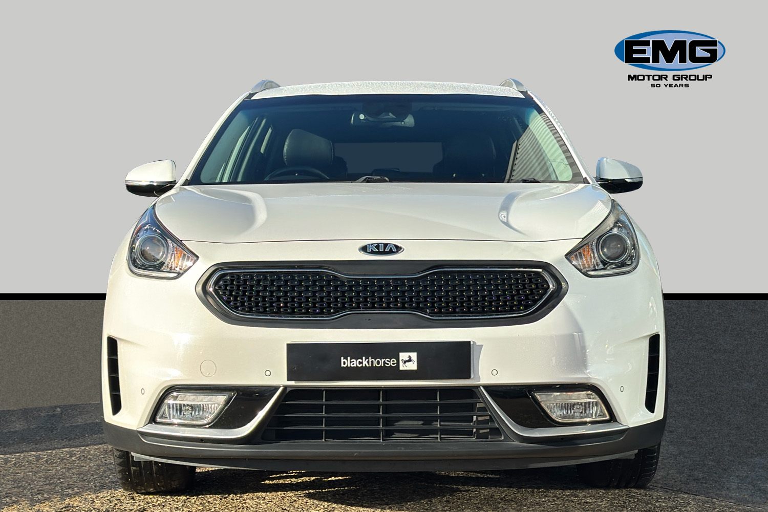Used Kia Niro 2017 for sale - 76611048: Photo 2