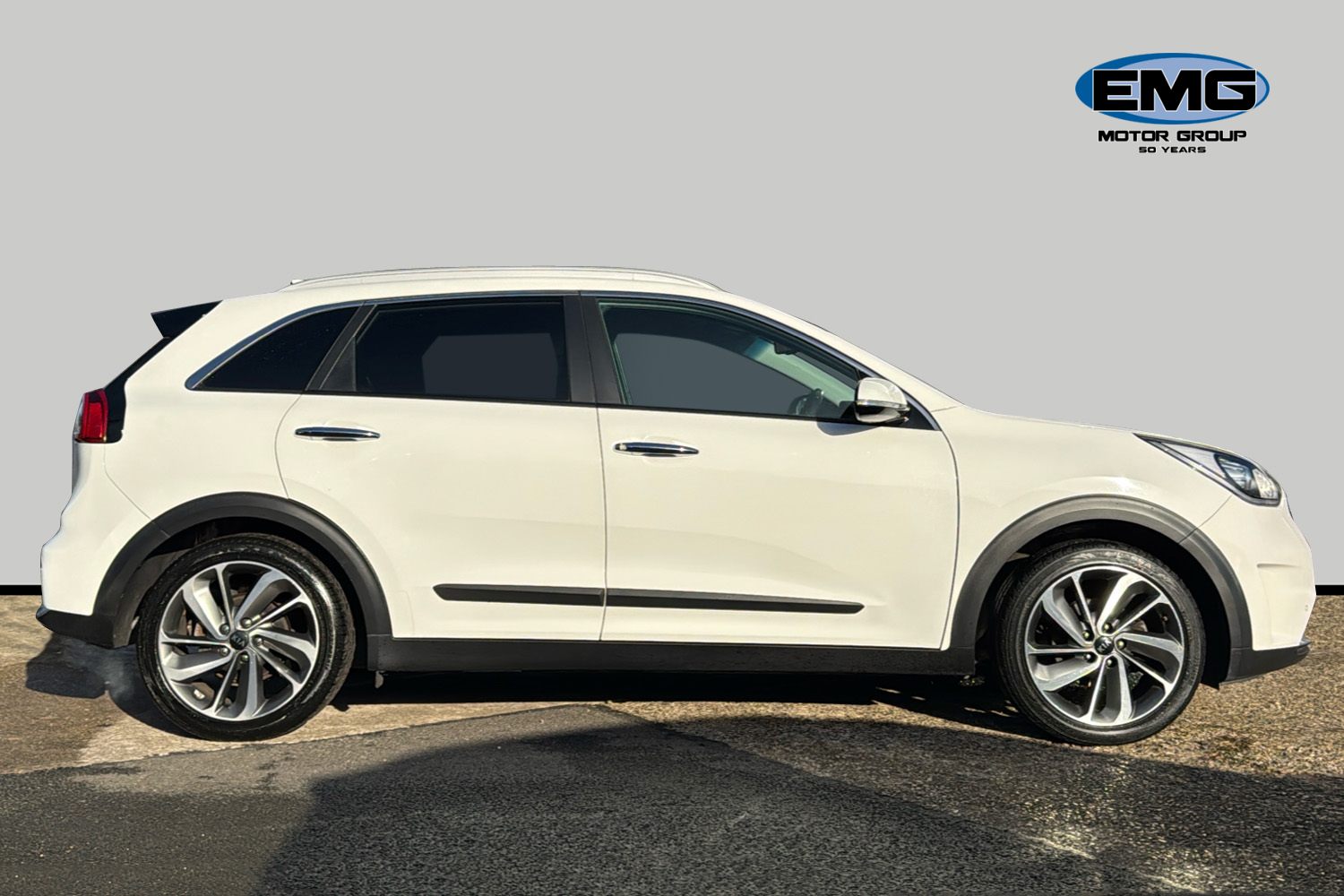 Used Kia Niro 2017 for sale - 76611048: Photo 4