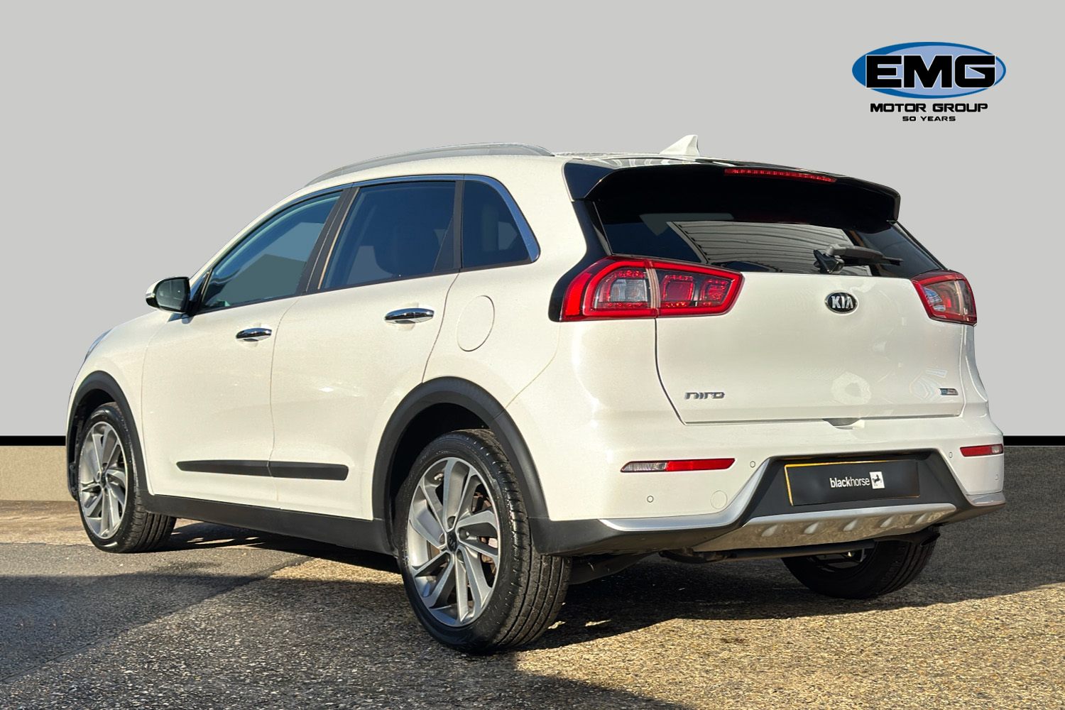 Used Kia Niro 2017 for sale - 76611048: Photo 5