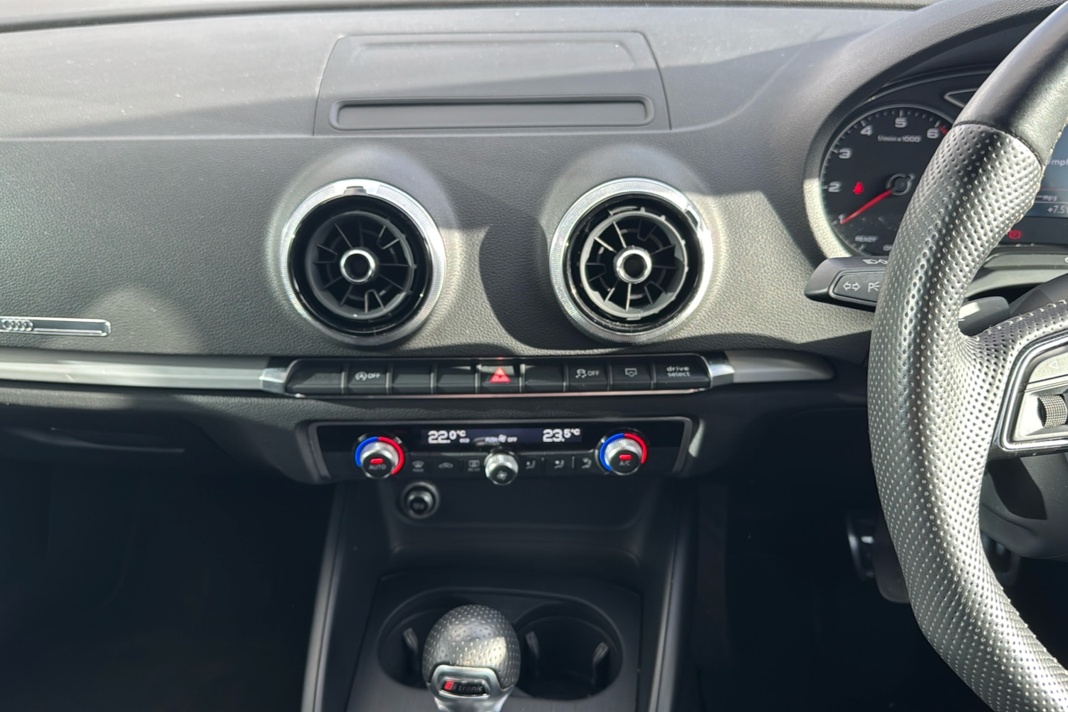 Used Audi A3 2018 for sale - 77164535: Photo 35