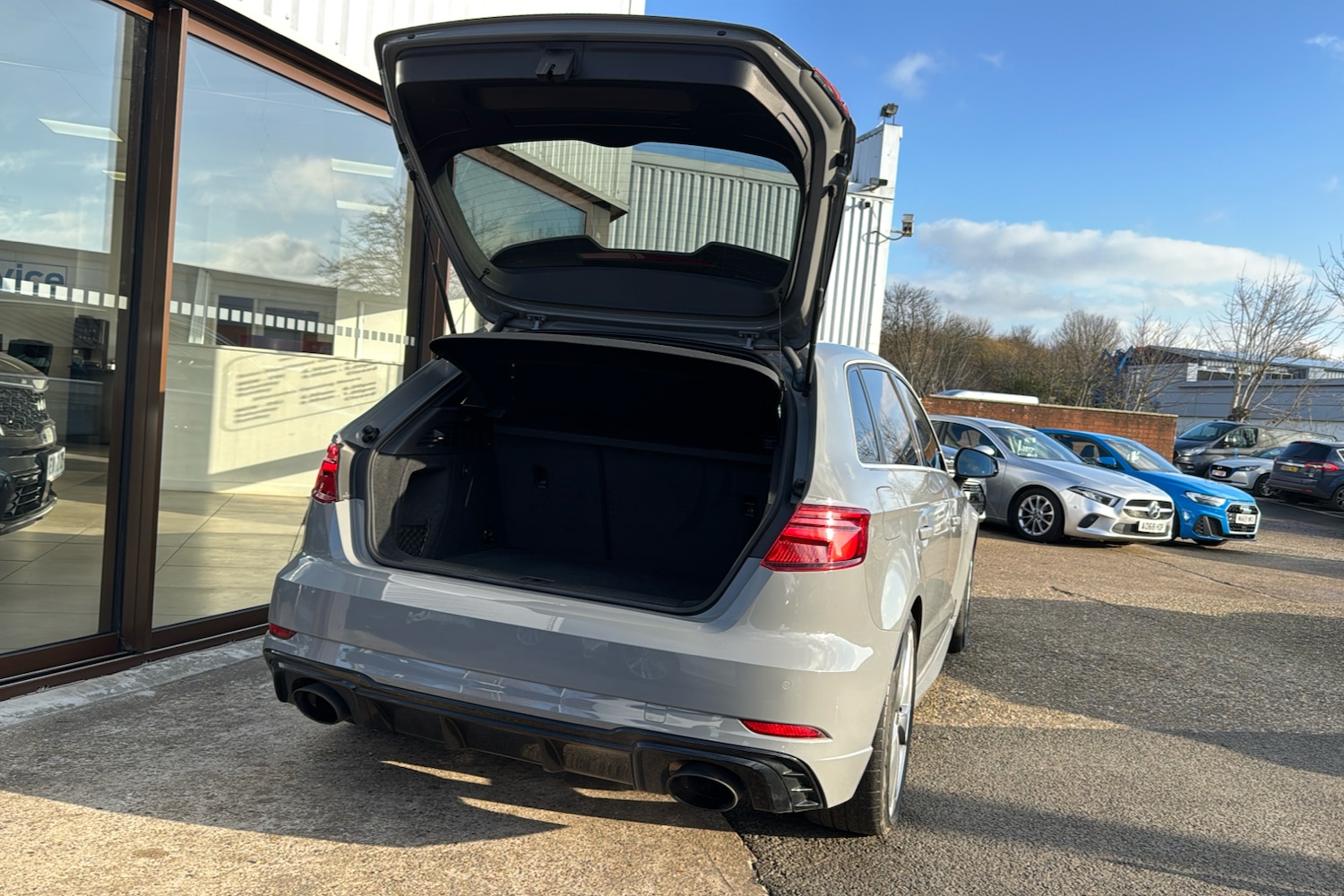 Used Audi RS3 2017 for sale - 76762880: Photo 24