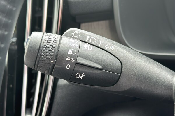 Used Volvo XC40 2021 for sale - 75313345: Photo 34