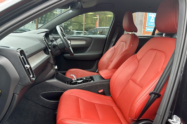 Used Volvo XC40 2021 for sale - 75313345: Photo 49