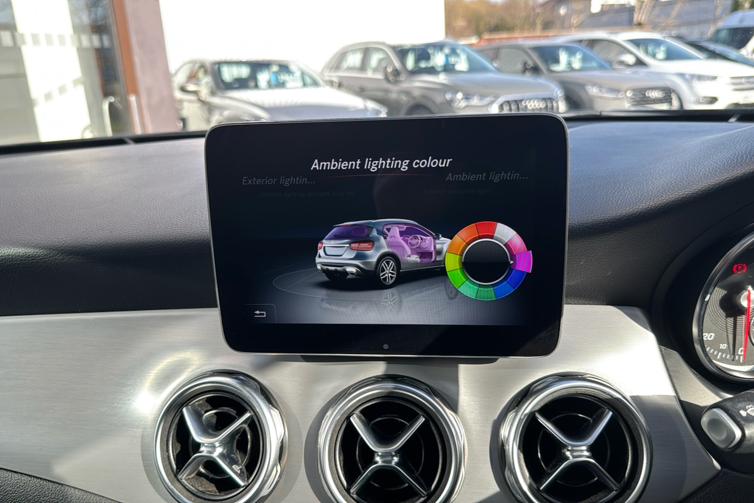 Used Mercedes-Benz GLA 2019 for sale - 77561159: Photo 41