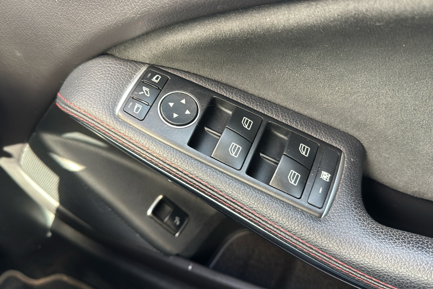 Used Mercedes-Benz GLA 2019 for sale - 77561159: Photo 43