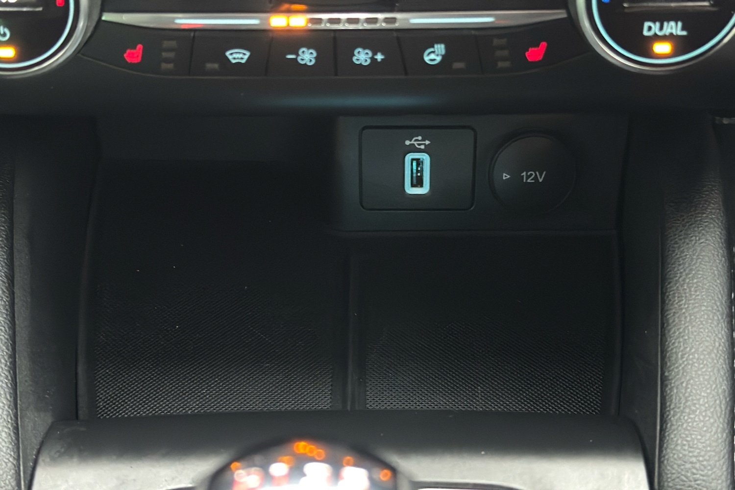 Used Ford Focus 2020 for sale - 76340930: Photo 22