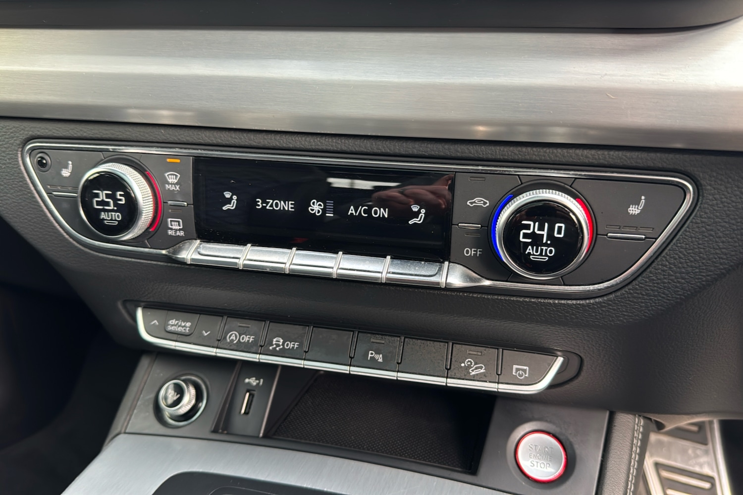 Used Audi SQ5 for sale - 76694091: Photo 15