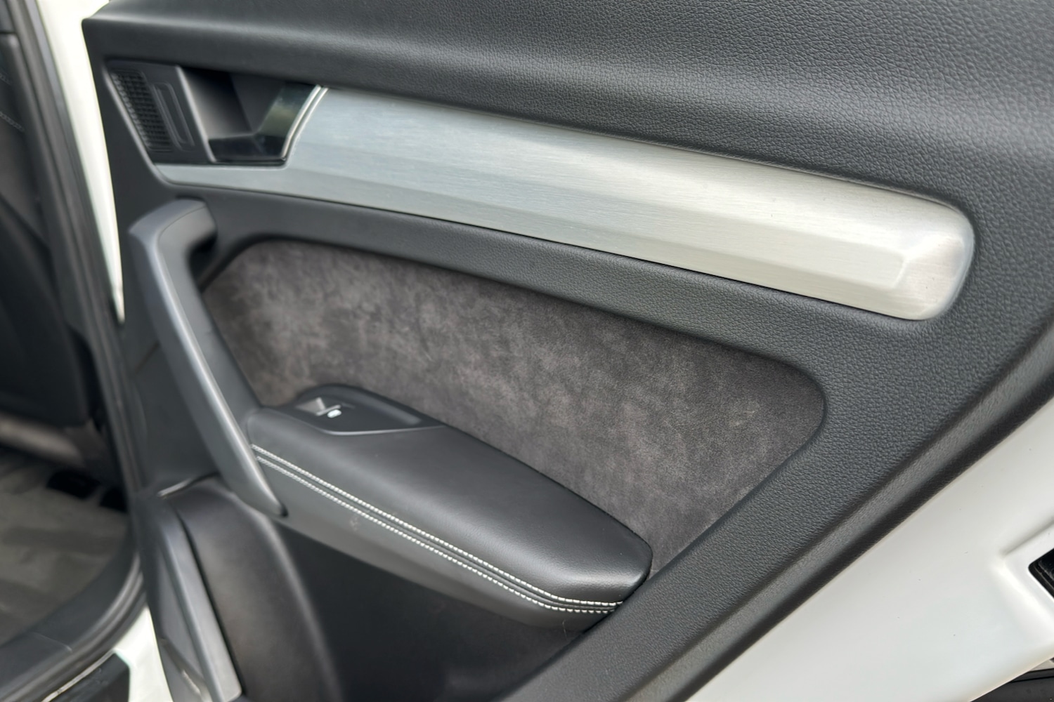 Used Audi SQ5 for sale - 76694091: Photo 37