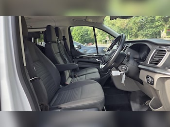 Used Ford Tourneo Custom 2022 for sale - 76781612: Photo