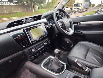 Used Toyota Hilux 2017 for sale - 78362171: Photo