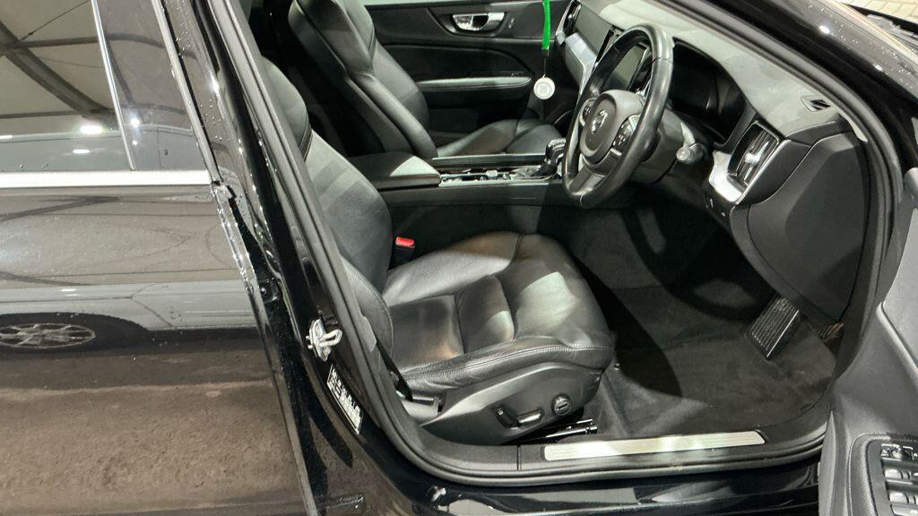 Used Volvo V60 for sale - 77754255: Photo 2