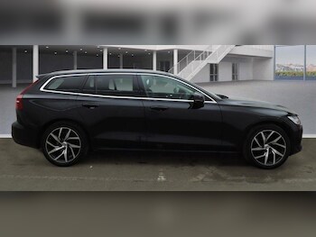 Used Volvo V60 2019 for sale - 77754255: Photo