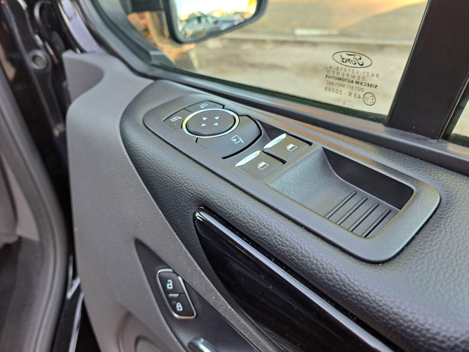 Used Ford Tourneo Custom 2021 for sale - 76735350: Photo 14