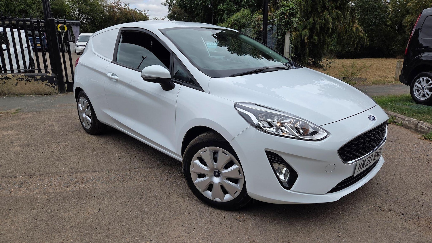 Used Ford Fiesta 2020 for sale - 78035201: Photo 1