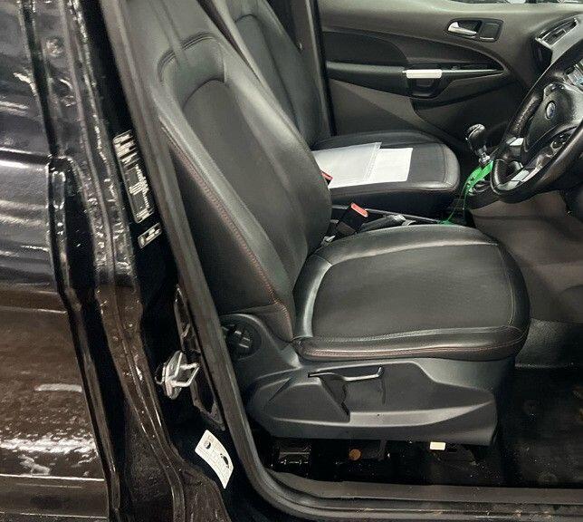 Used Ford Transit Connect 2020 for sale - 77015879: Photo 2