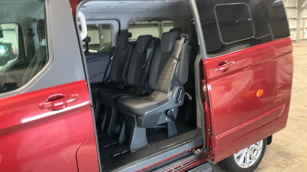 Used Ford Tourneo Custom 2021 for sale - 77646688: Photo 4