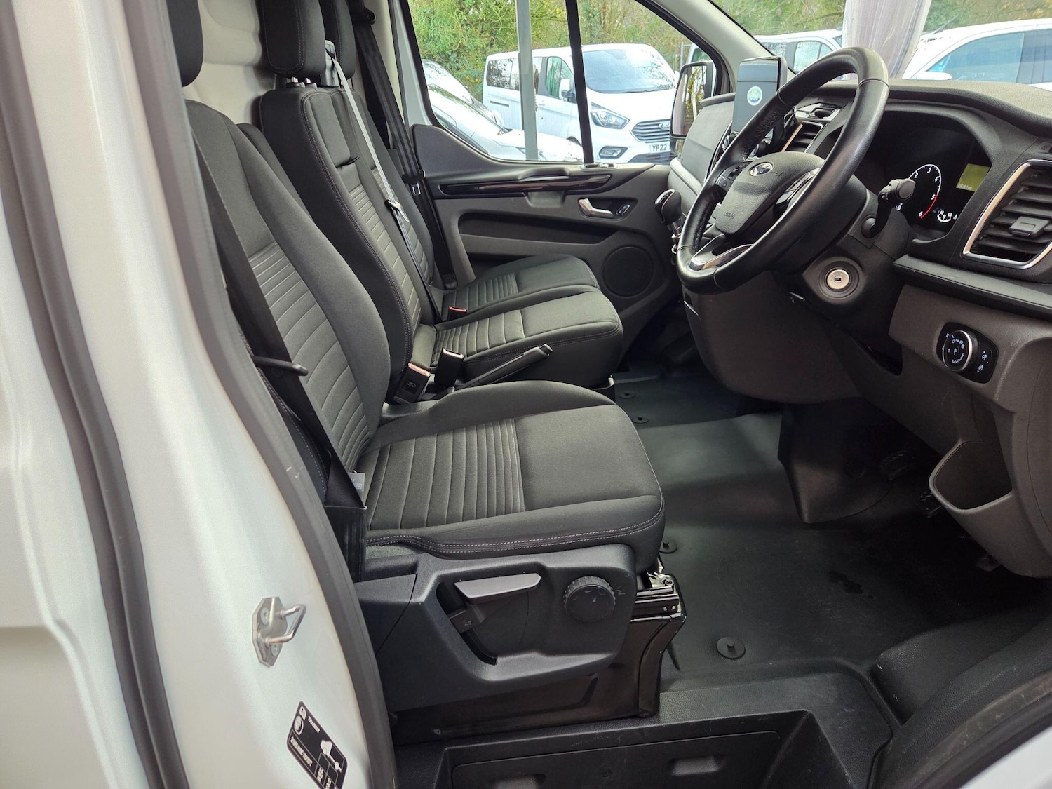 Used Ford Transit Custom 2022 for sale - 76765412: Photo 3