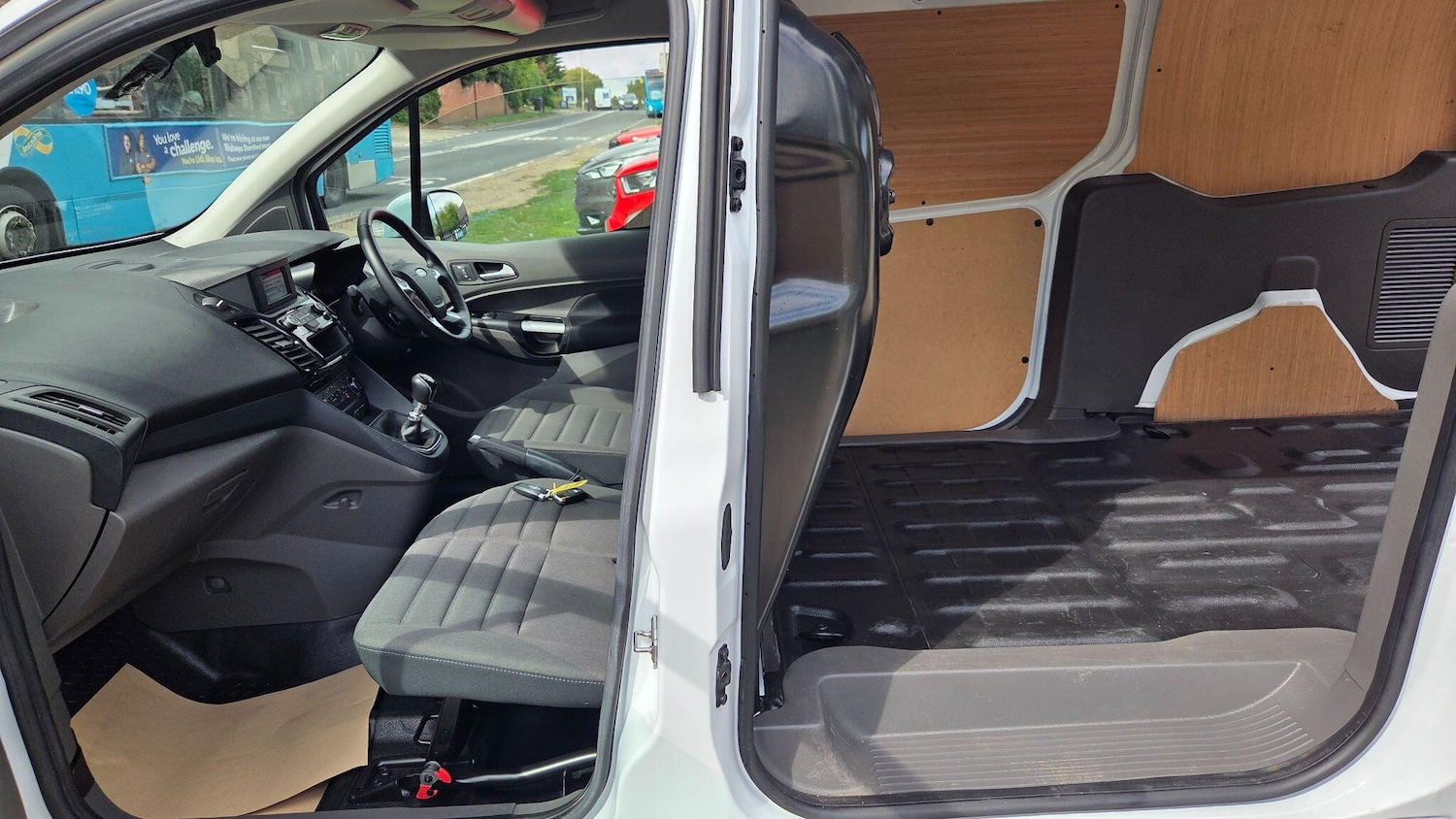 Used Ford Transit Connect 2021 for sale - 76735398: Photo 19