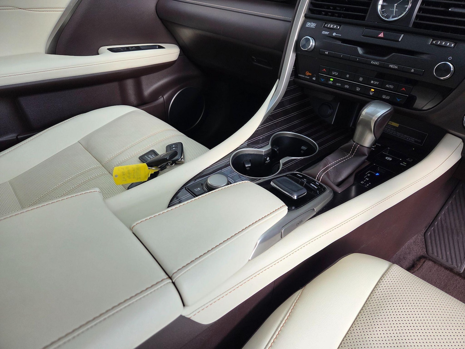 Used Lexus RX 2017 for sale - 76781210: Photo 13