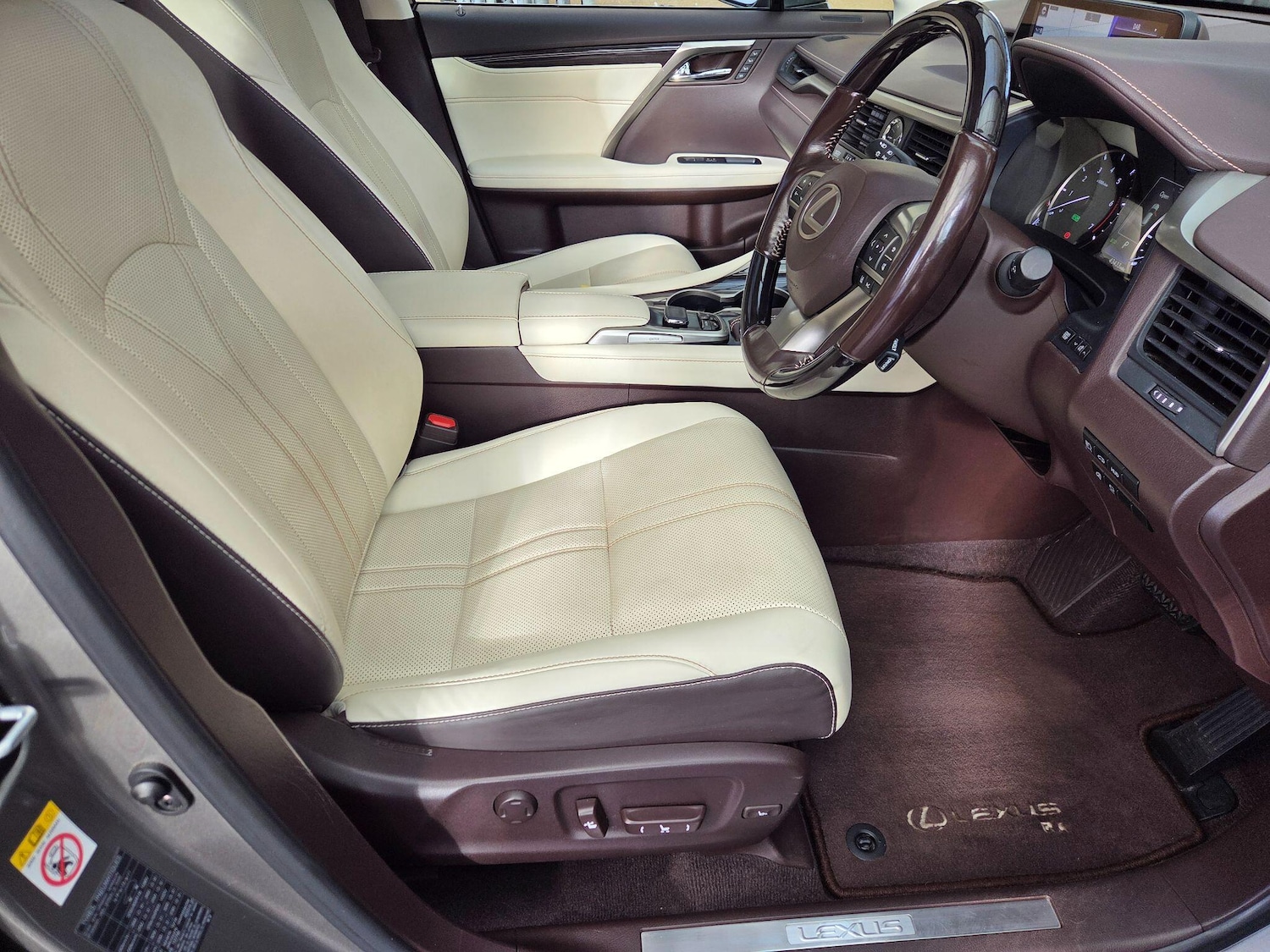 Used Lexus RX 2017 for sale - 76781210: Photo 15