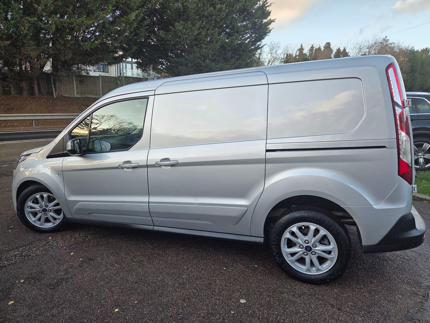 Used Ford Transit Connect 2023 for sale - 76781242: Photo 2