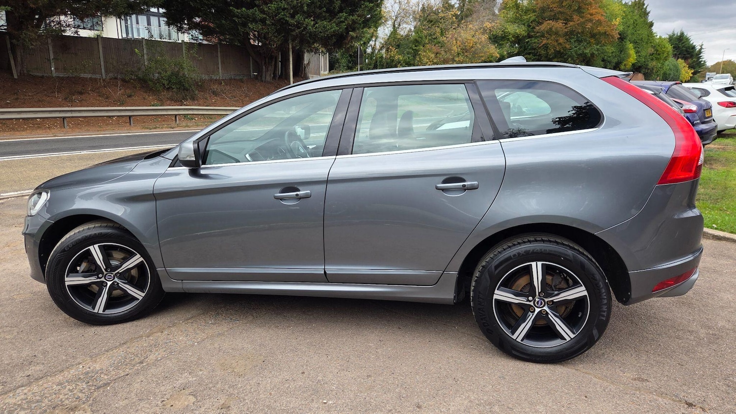 Used Volvo XC60 for sale - 76735088: Photo 3