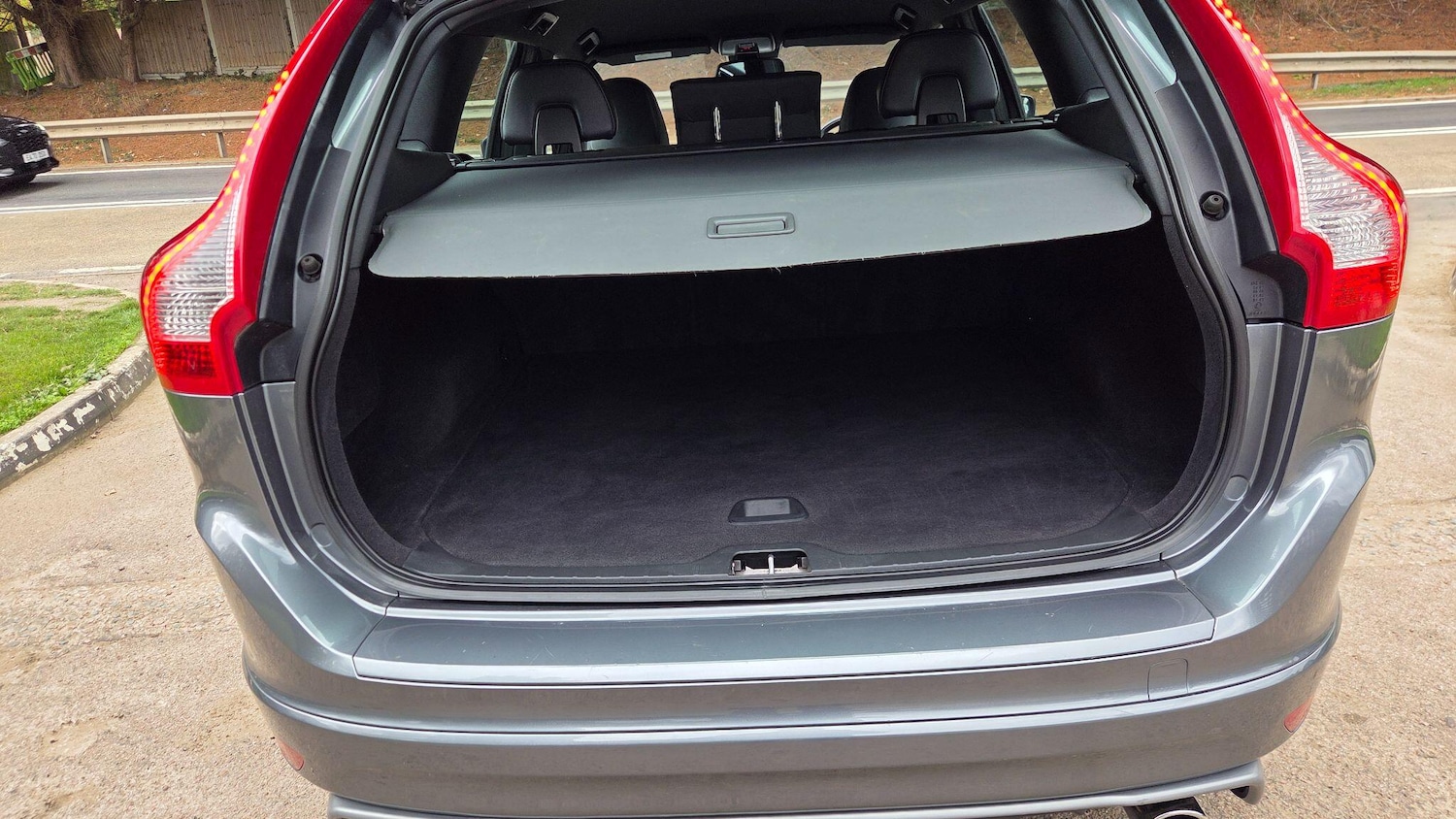 Used Volvo XC60 for sale - 76735088: Photo 5