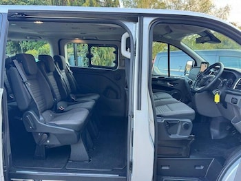 Used Ford Tourneo Custom 2019 for sale - 78363875: Photo