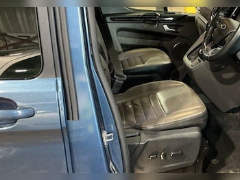 Used Ford Tourneo Custom 2019 for sale - 78998864: Photo
