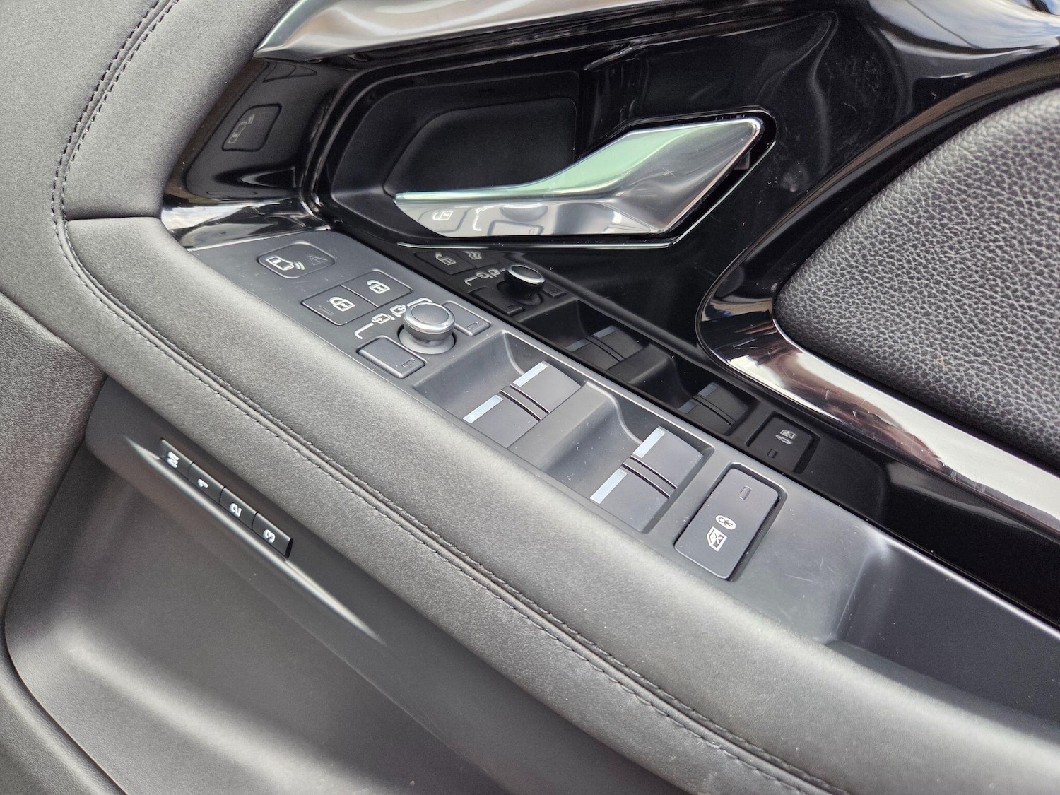 Used Land Rover Range Rover Evoque 2021 for sale - 77396372: Photo 35