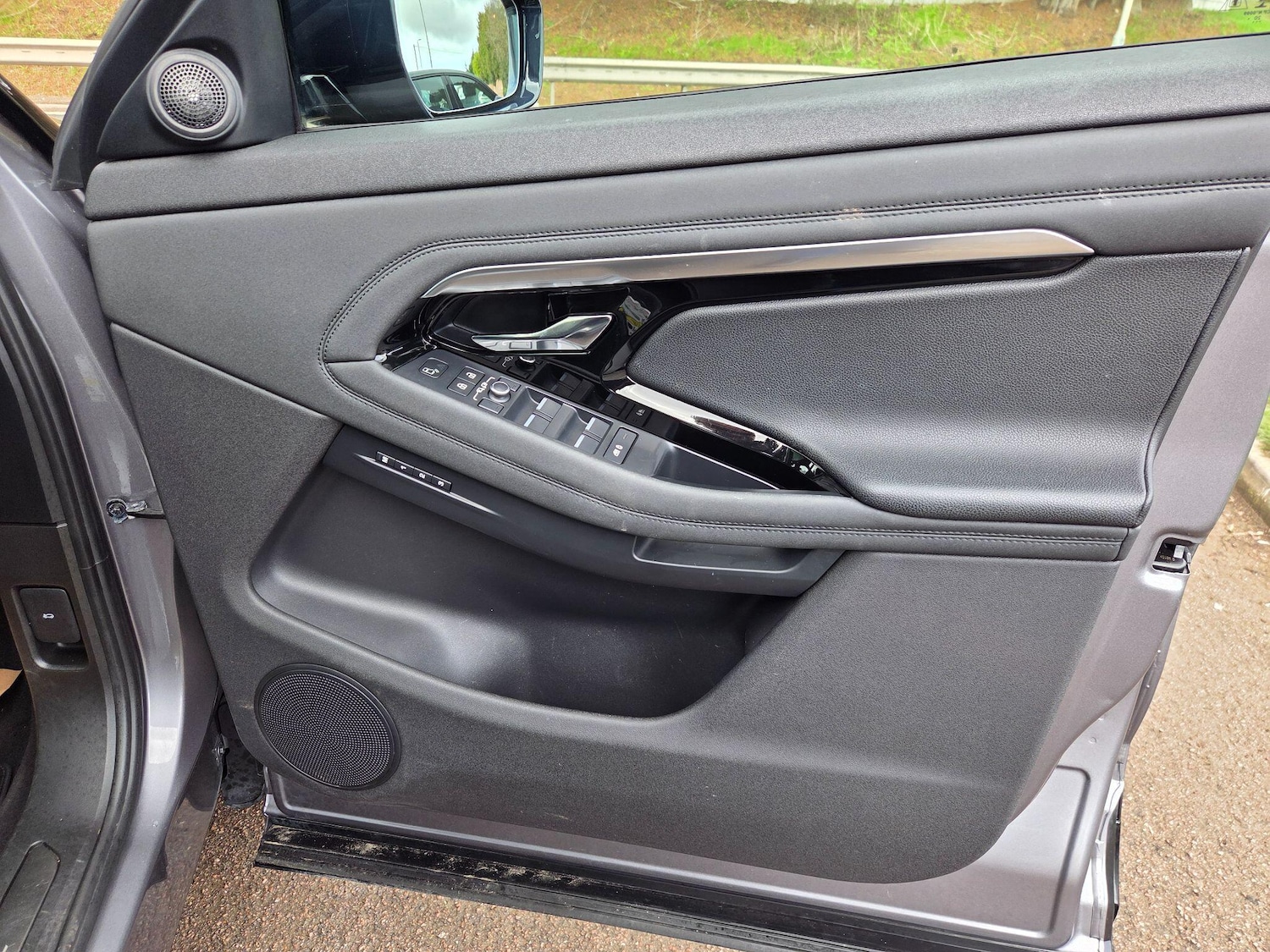 Used Land Rover Range Rover Evoque 2021 for sale - 77396372: Photo 38