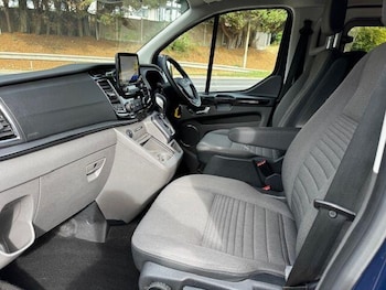 Used Ford Tourneo Custom 2022 for sale - 76735381: Photo