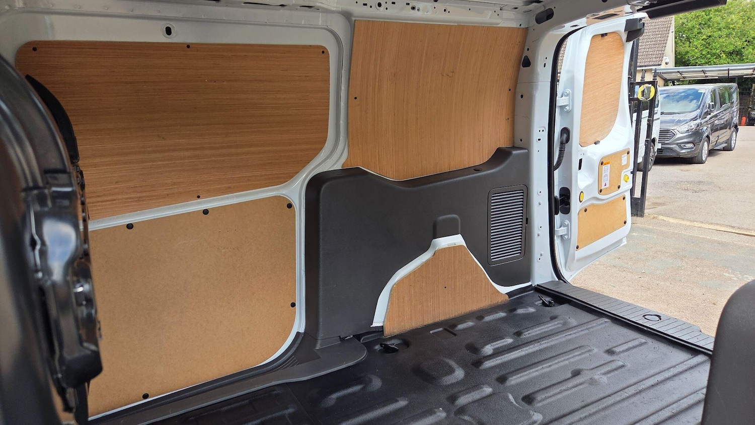 Used Ford Transit Connect 2021 for sale - 76781920: Photo 22